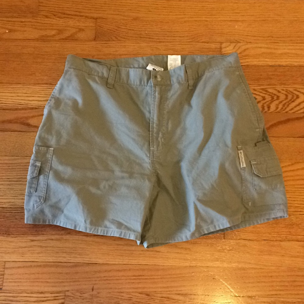 Columbia hiking shorts
